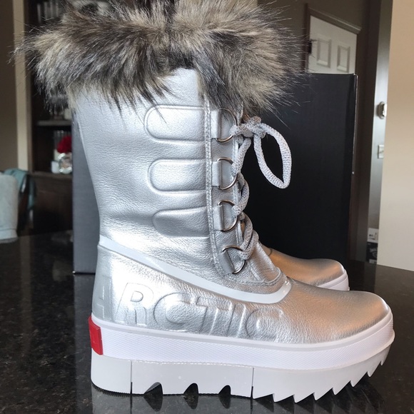 New Sorel Women's Joan of Arctic Next Boot, Waterproof Winter Boots, Silver, 8 - Picture 11 of 16